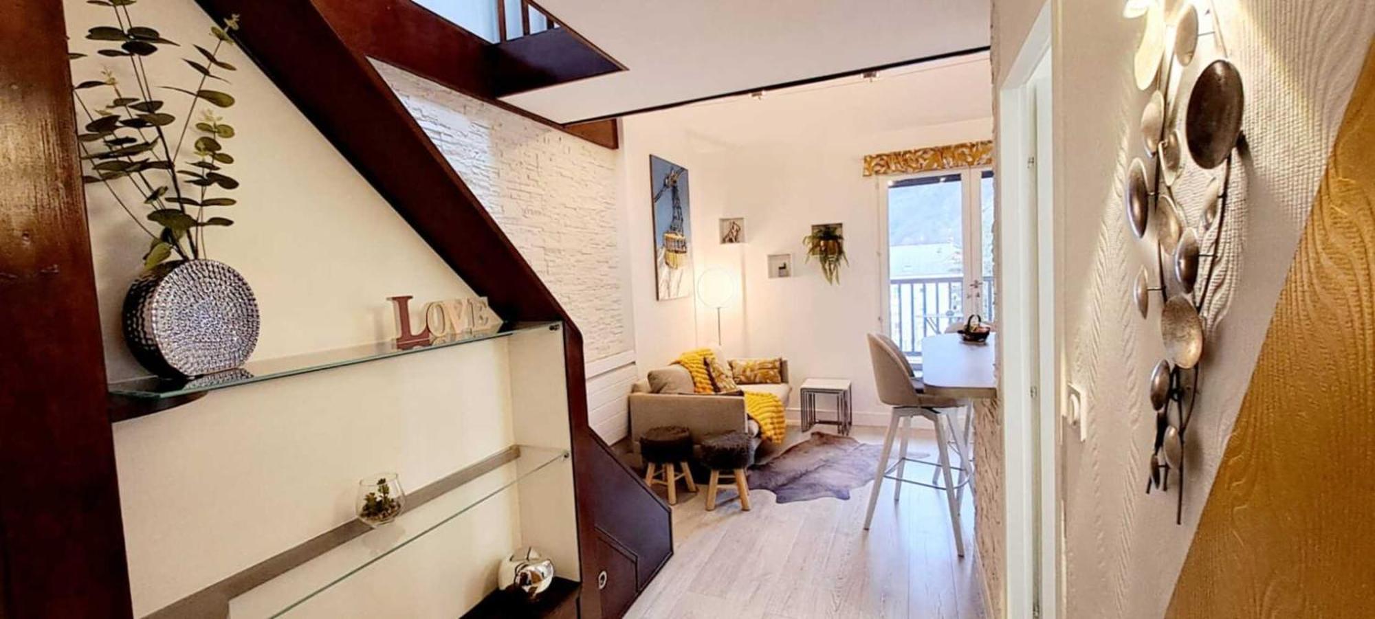 Yellow Home-by So'SerenityHome-balcon vue montagne-mezzanine Cluses Esterno foto
