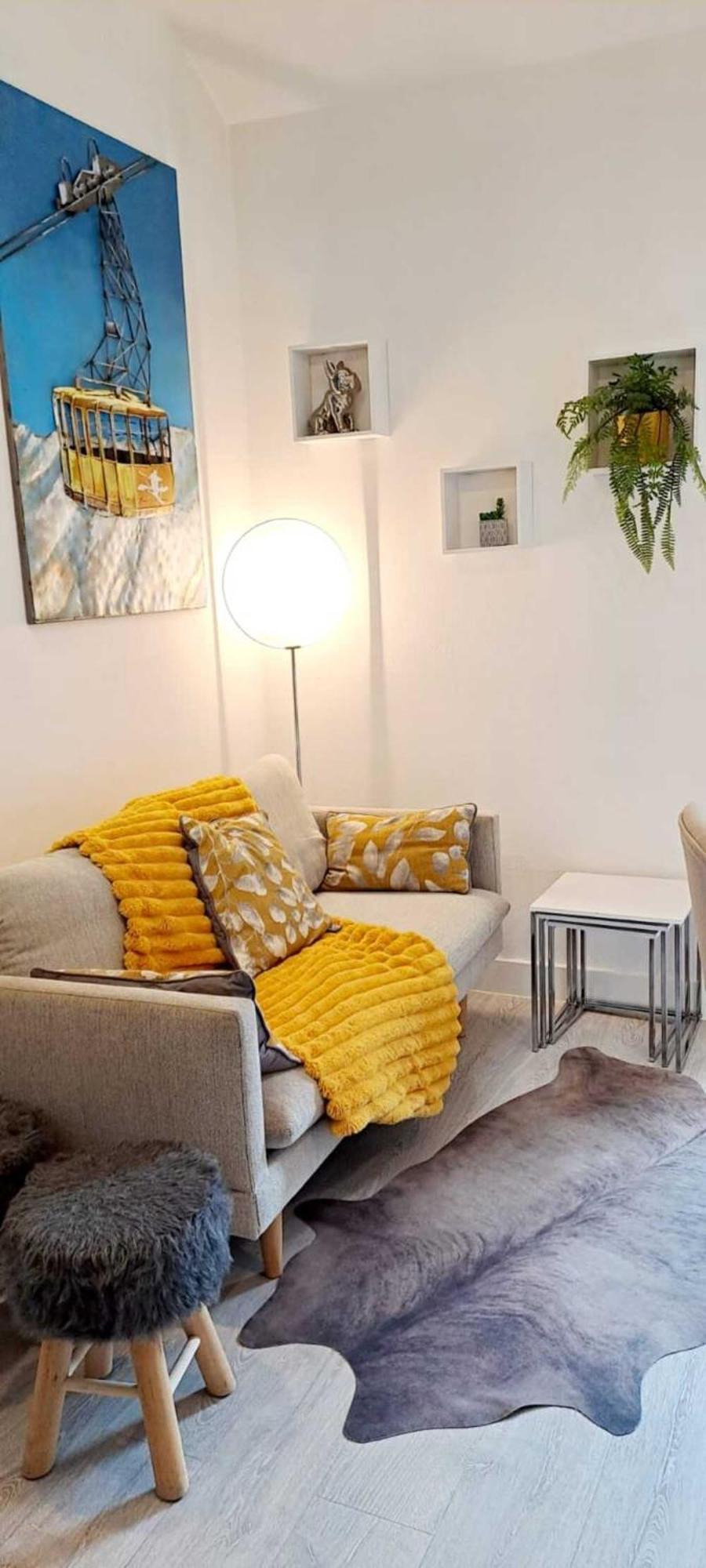 Yellow Home-by So'SerenityHome-balcon vue montagne-mezzanine Cluses Esterno foto