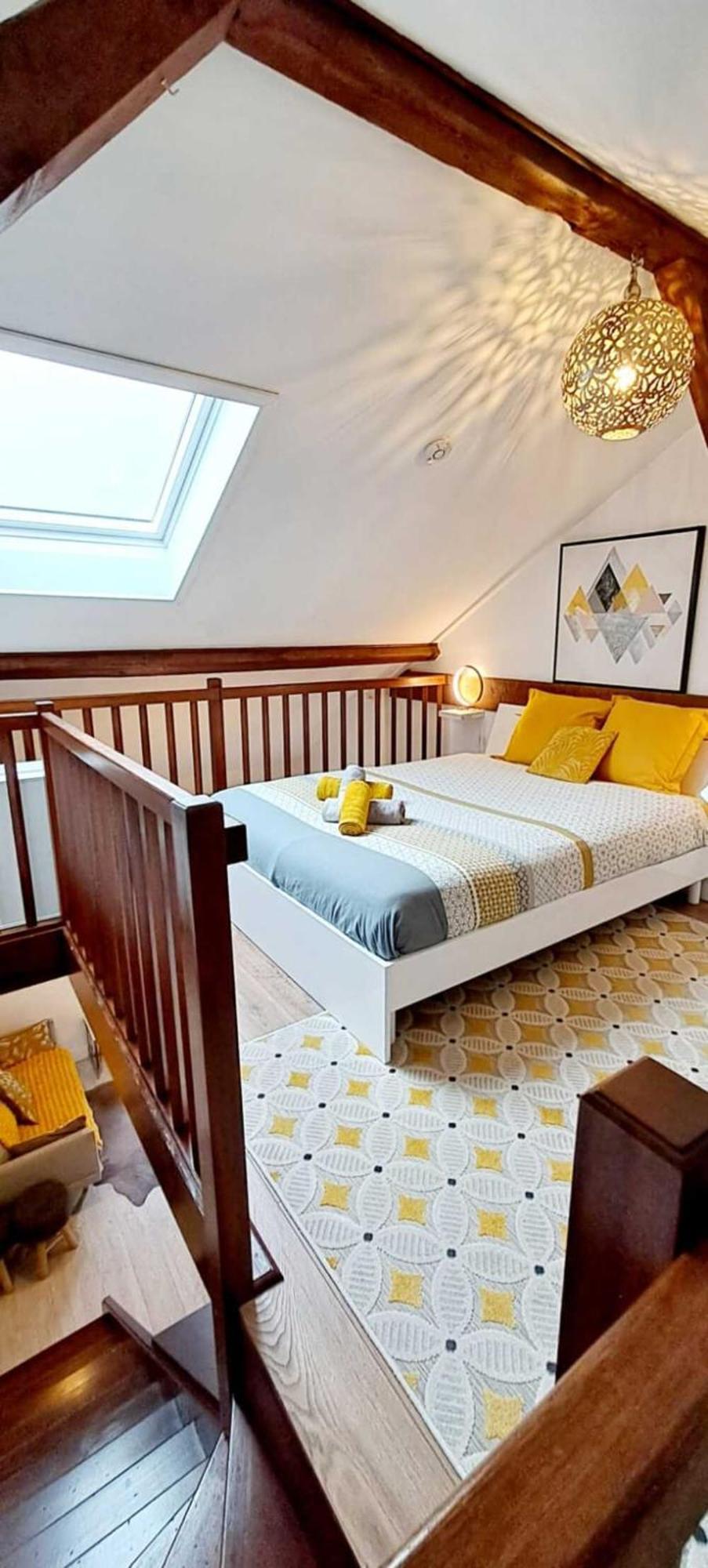 Yellow Home-by So'SerenityHome-balcon vue montagne-mezzanine Cluses Esterno foto